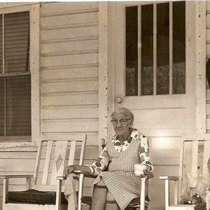 Meet your Posher, Helen